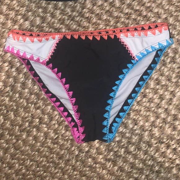 HOBIE Embroidered Faux Wrap and Hipster Set - Picture 7 of 8